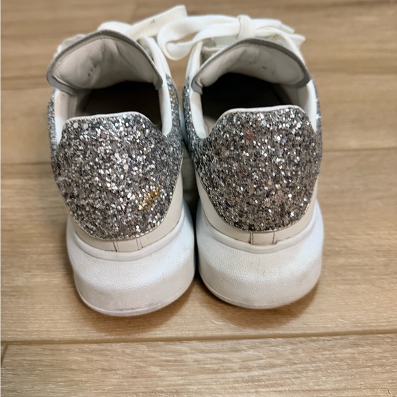Alexander McQueen Sneakers - Picture 5 of 7